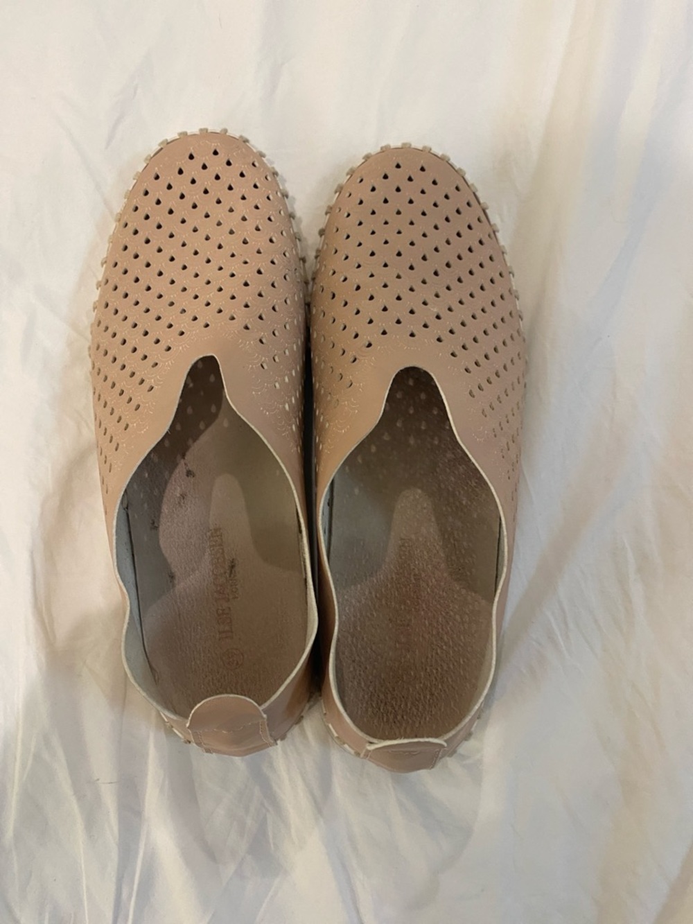 Ilse Jacobsen Perforated Slip-On Flats in Nude Sz 39